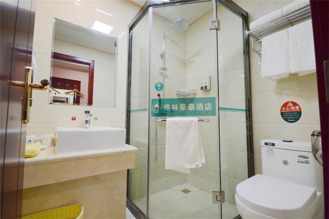 Greentree Inn Zhejiang Ningbo South Railway Station Express Hotel Экстерьер фото