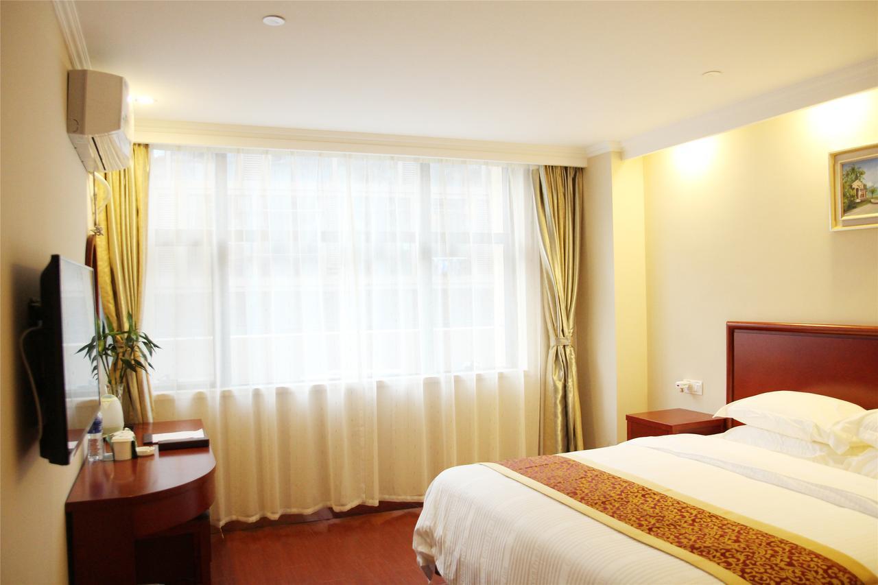 Greentree Inn Zhejiang Ningbo South Railway Station Express Hotel Экстерьер фото