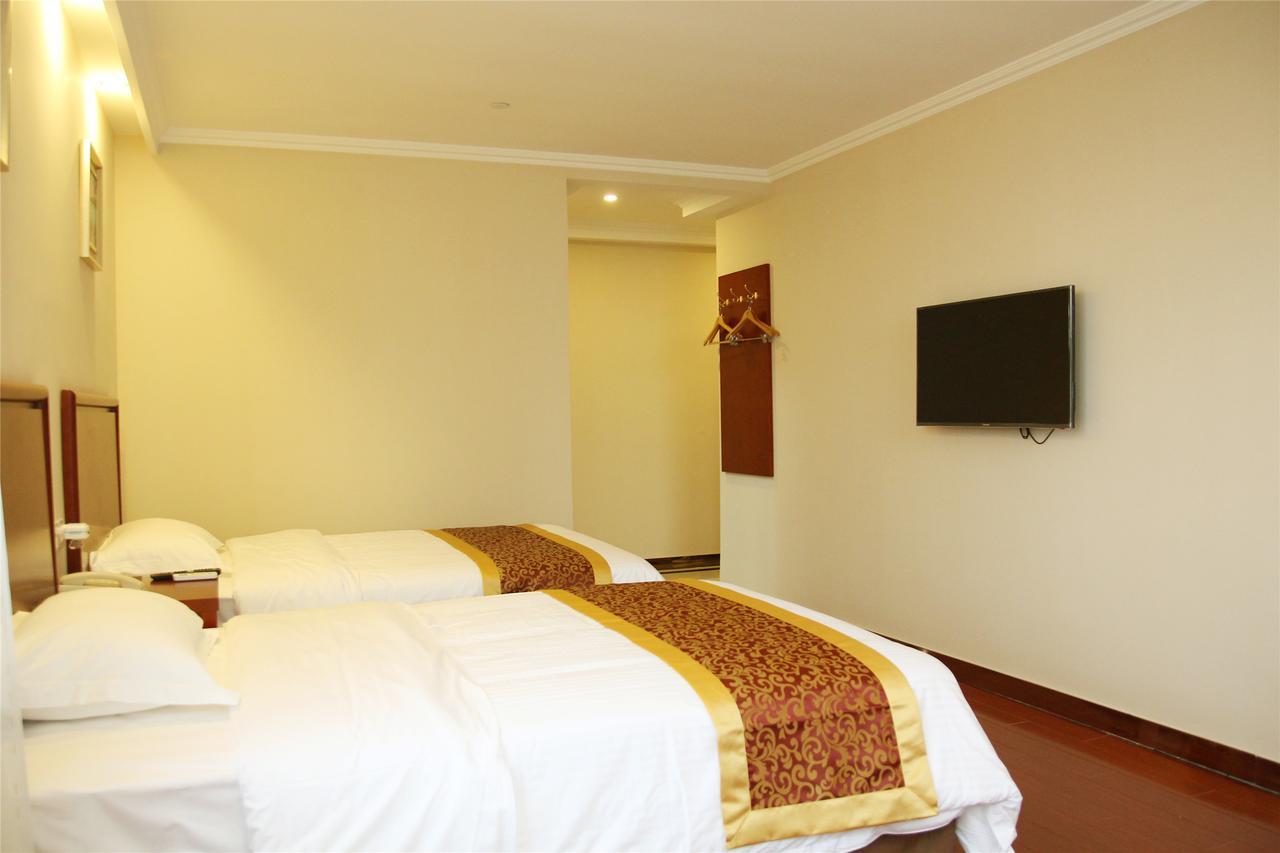Greentree Inn Zhejiang Ningbo South Railway Station Express Hotel Экстерьер фото