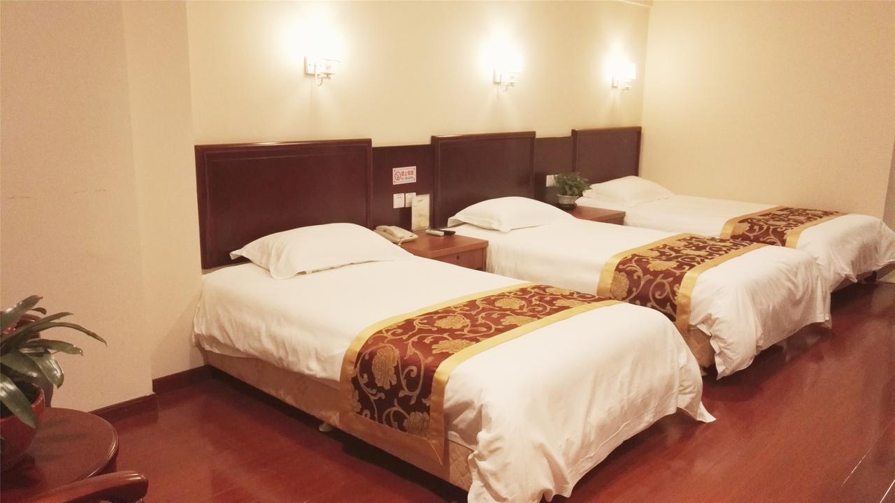 Greentree Inn Zhejiang Ningbo South Railway Station Express Hotel Экстерьер фото