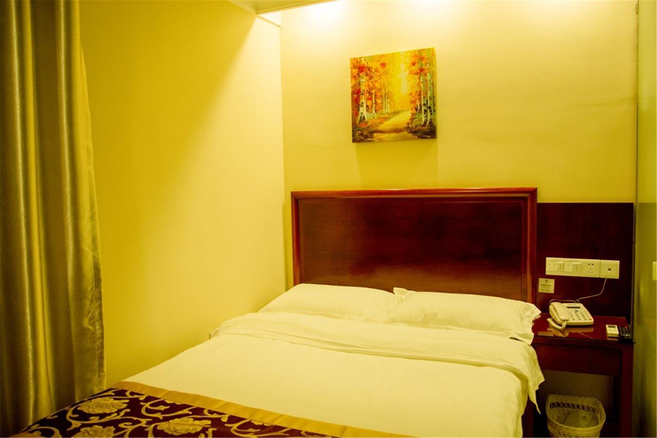Greentree Inn Zhejiang Ningbo South Railway Station Express Hotel Экстерьер фото