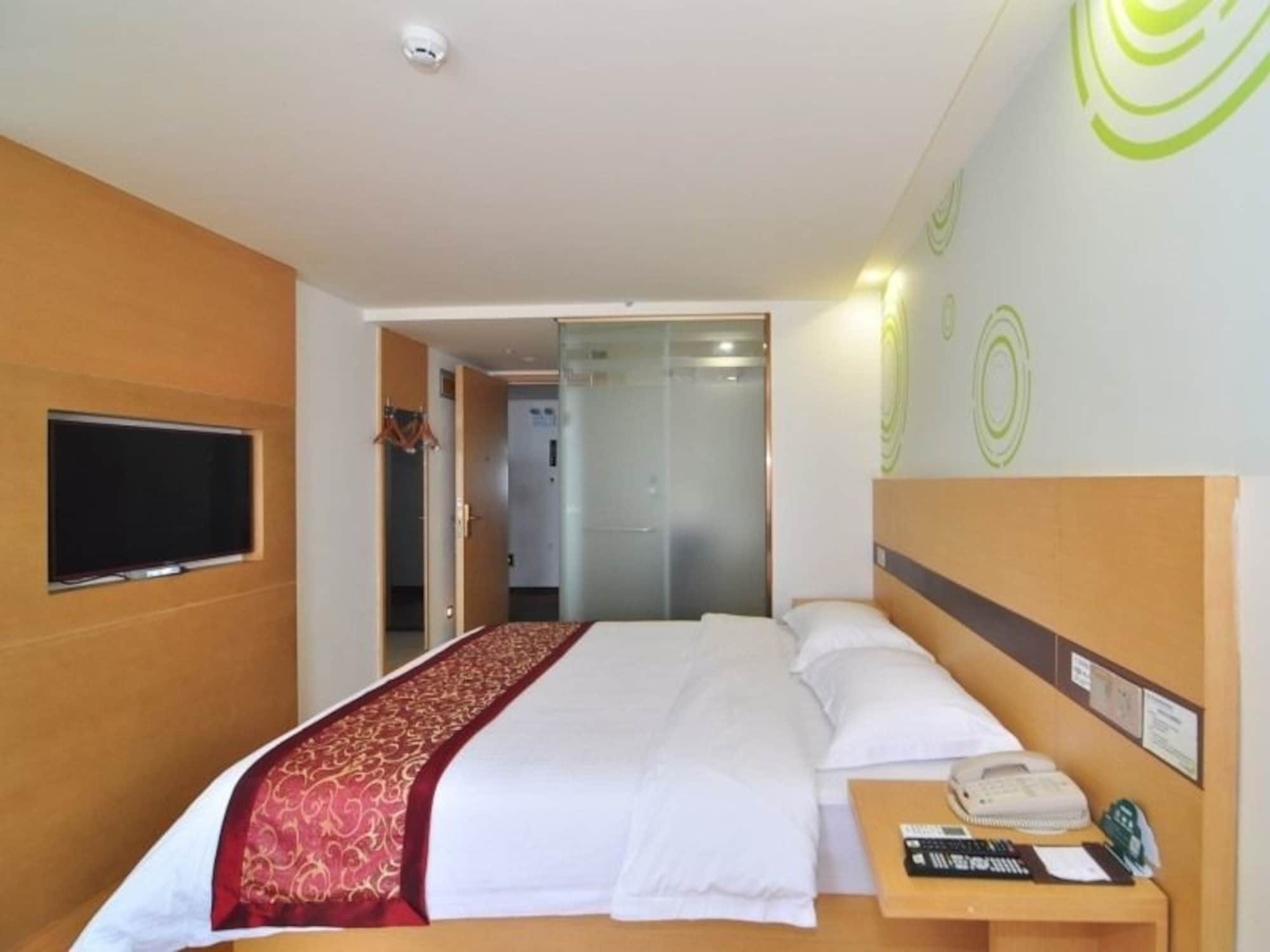 Greentree Inn Zhejiang Ningbo South Railway Station Express Hotel Экстерьер фото